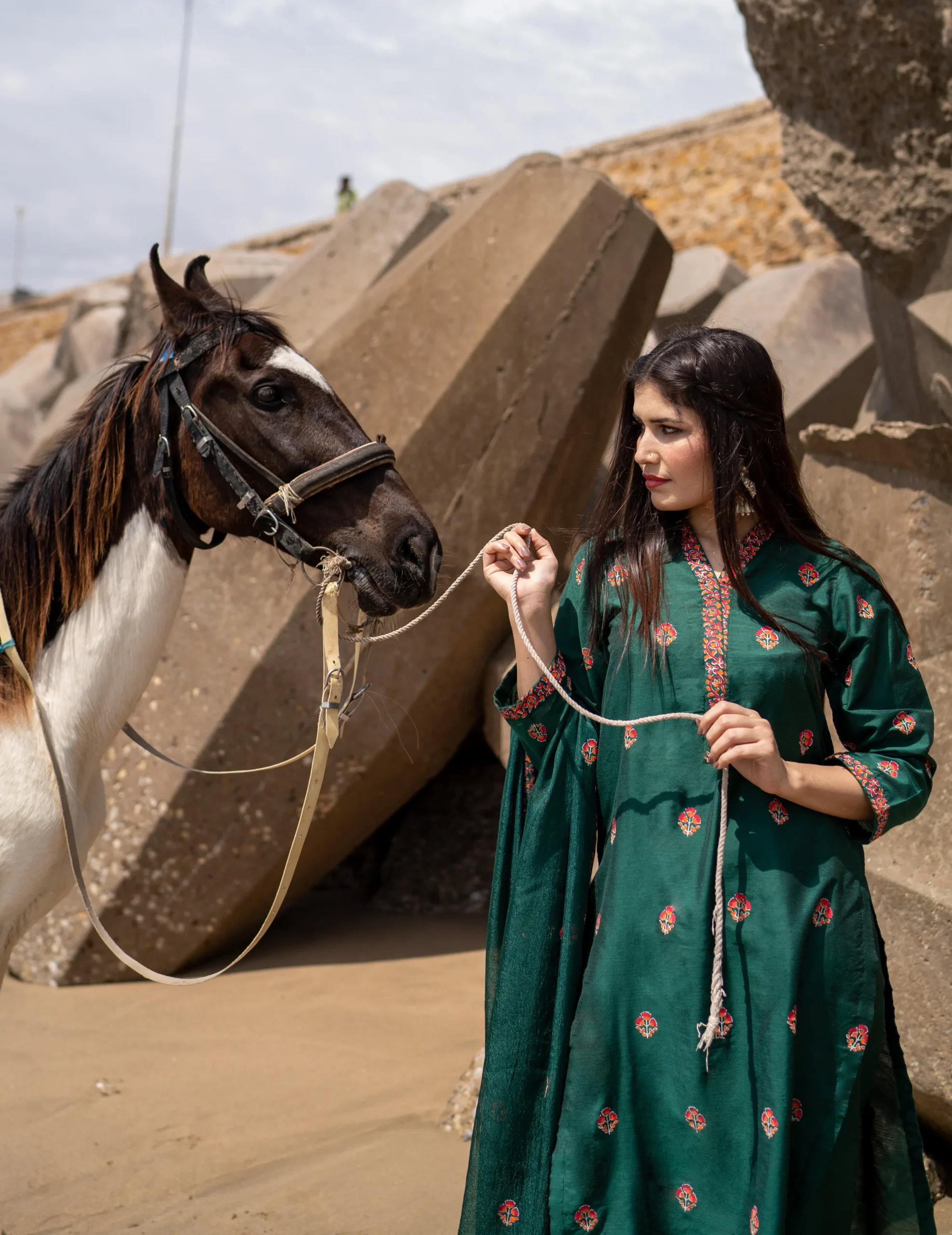 Rut Mastani - Image 5