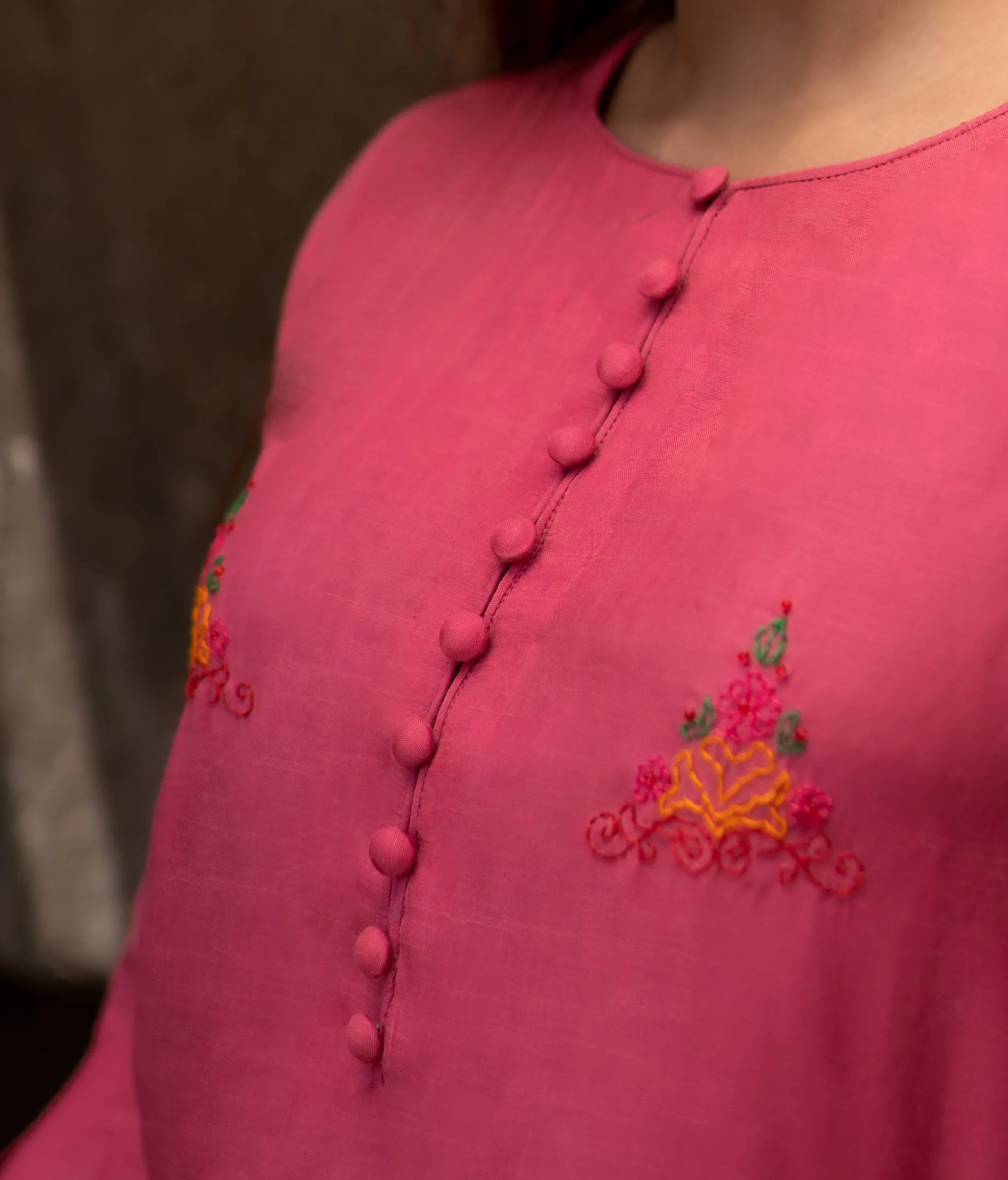 Gulabi Ankhain - Image 2