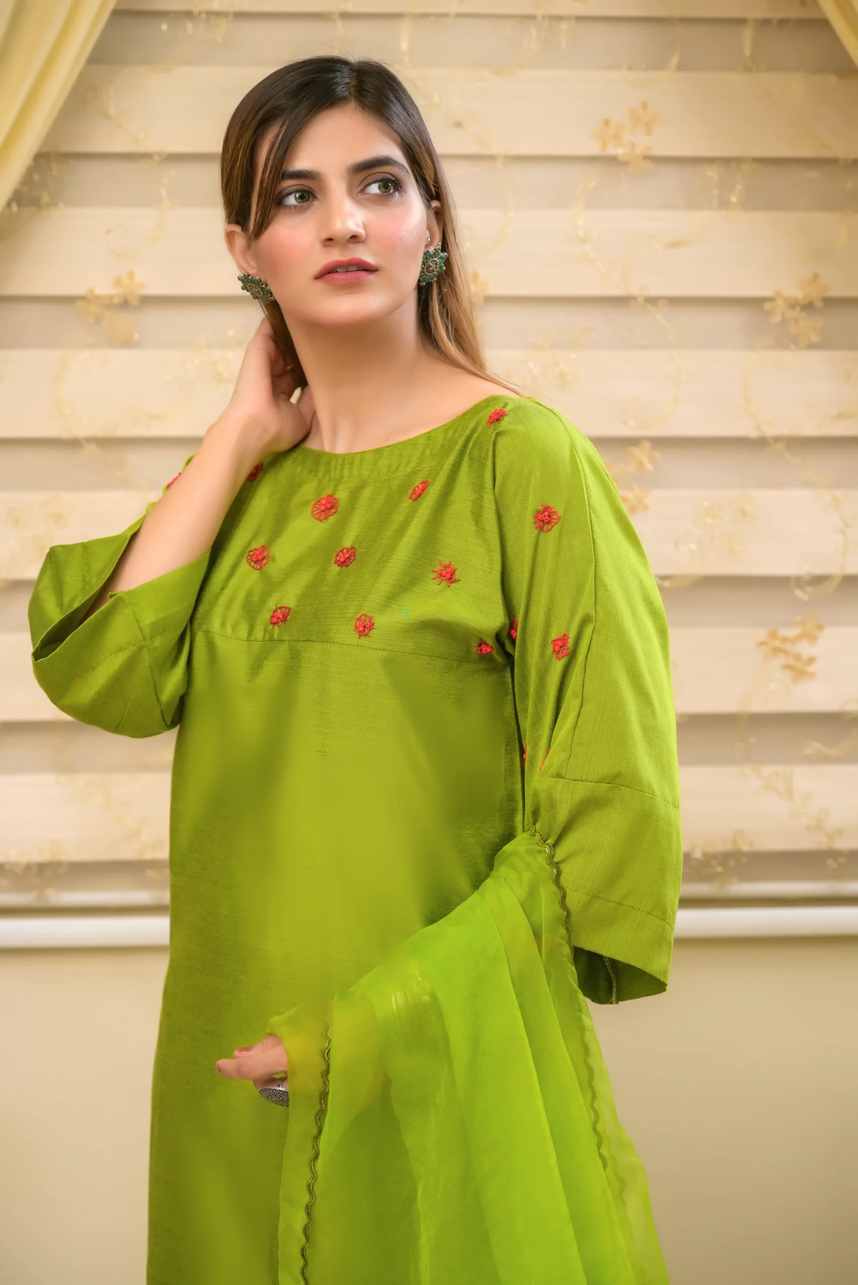 Naina re - Image 11