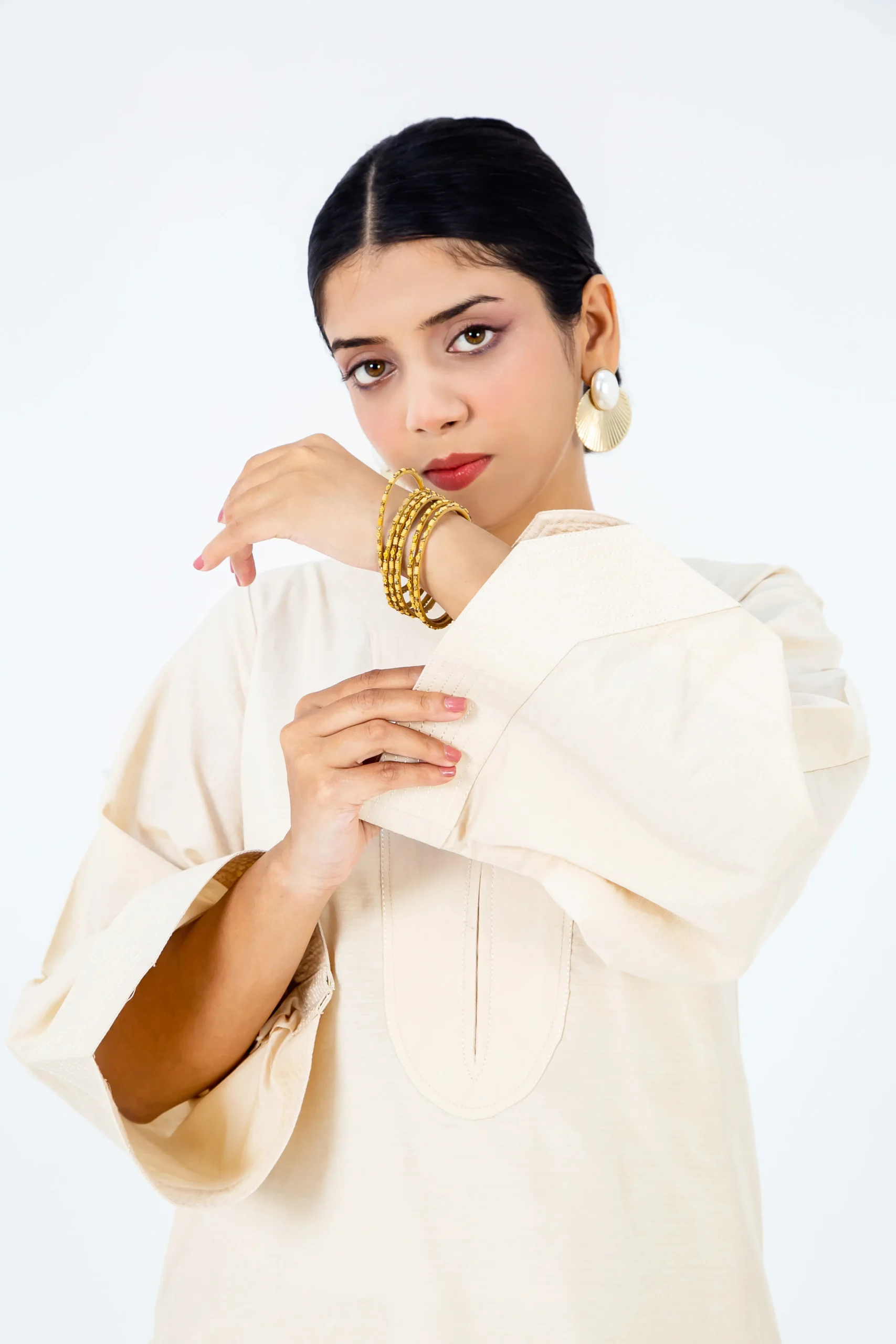 Chic Workaholic - Image 5